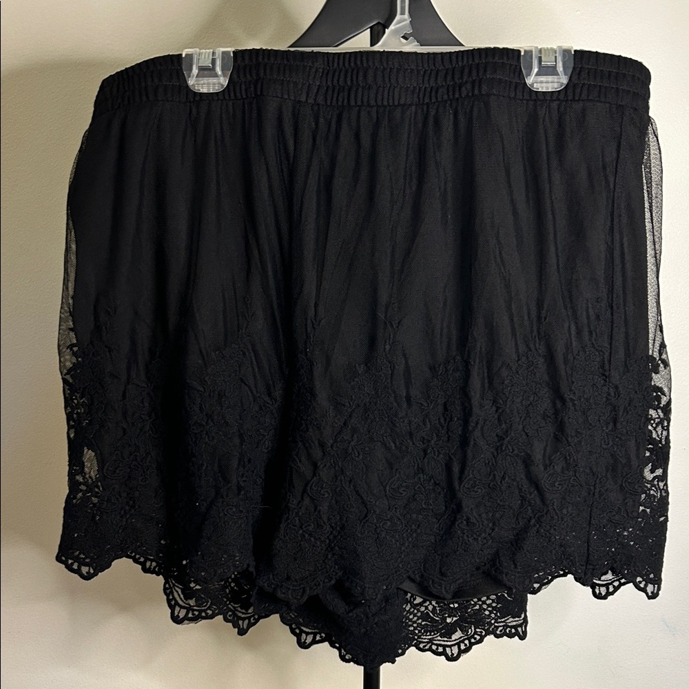 Torrid Black Lace-Trimmed Skirt